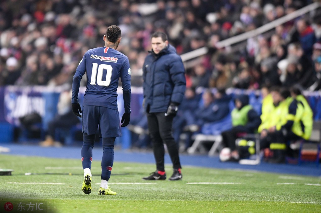 包含曼联轻取利物浦,内马尔乌龙送礼欧冠的词条 包含曼联轻取利物浦,内马尔乌龙送礼欧冠的词条