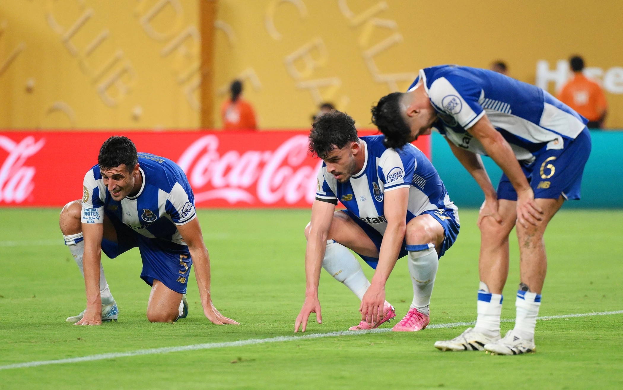 华体会app-波尔图队客场逆转击败对手，表现抢眼